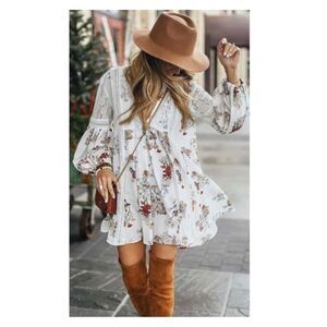 NEW POL White Sage Floral 70s Boho Tunic Dress Lace Insets V Neck Balloon Sleeve